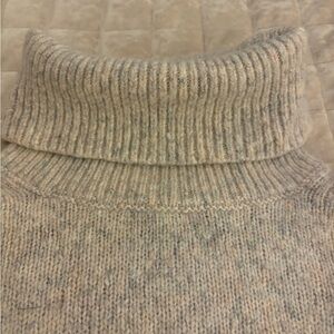 Banana Republic Cream Turtleneck Sweater